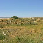 Lejlighed One-bedroom Flat With Balcony And Ac *