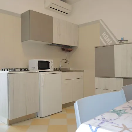 One-bedroom Flat With Balcony And Ac * Bibione