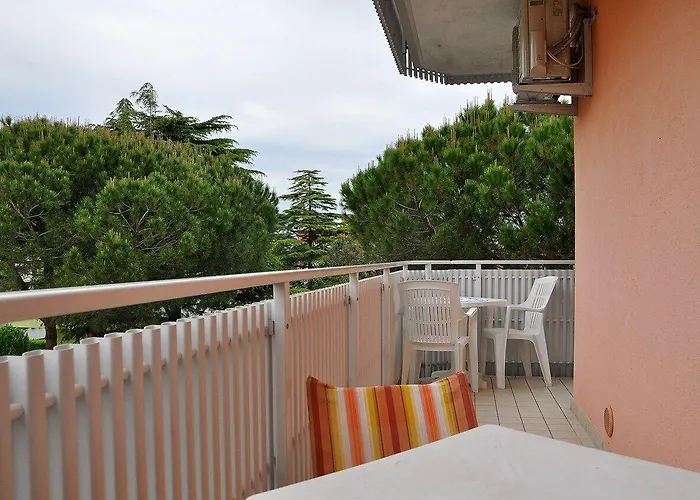 One-bedroom Flat With Balcony And Ac Appartamento Bibione
